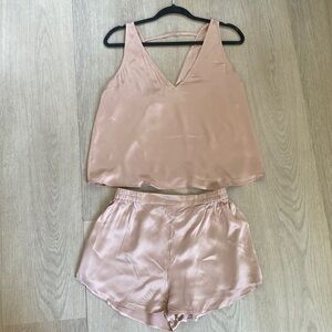 Lunya washable silk v-neck tank sleep set